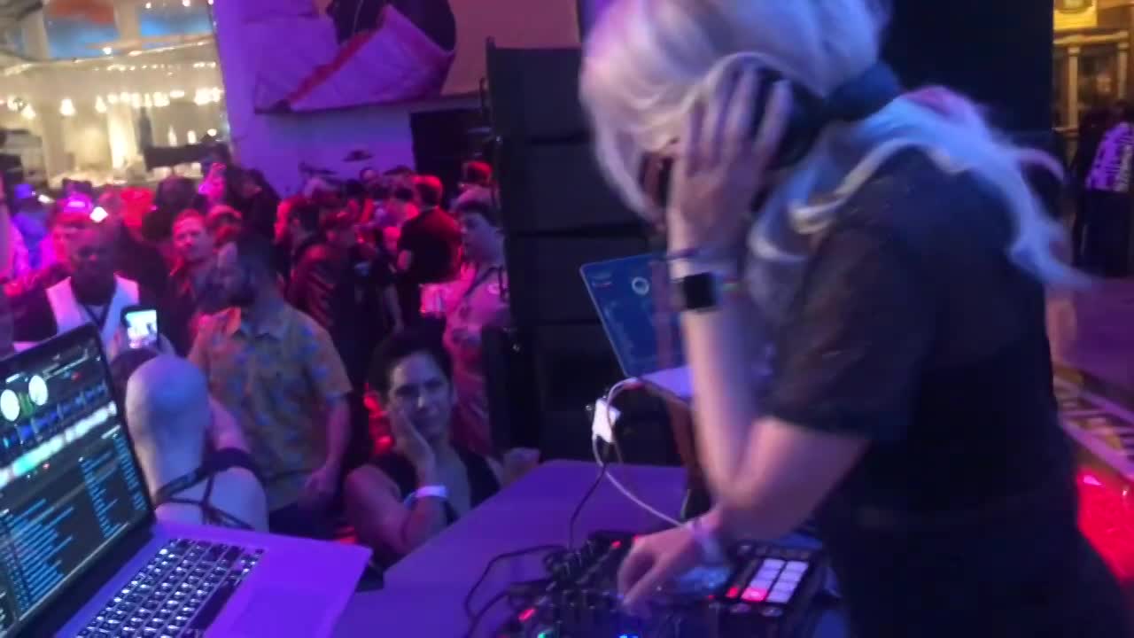 Orlando-based Female DJ | Altus Entertainment