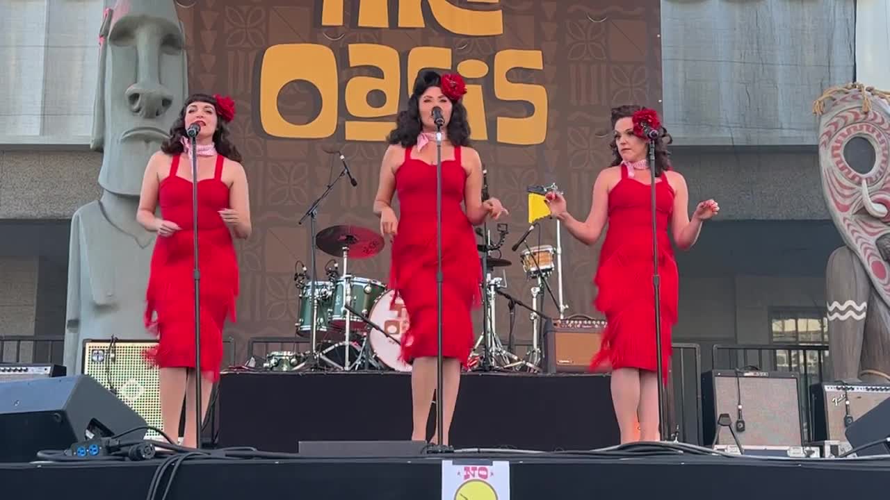 Vintage Western Show | Altus Entertainment