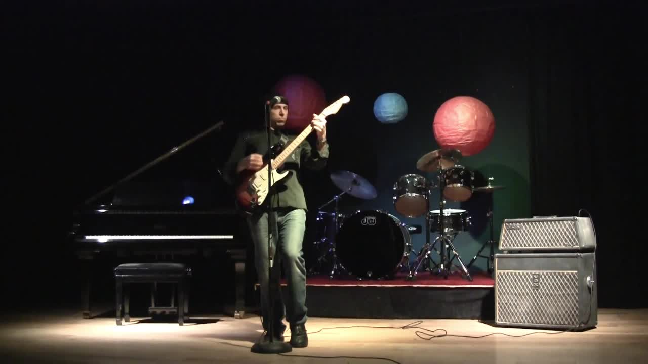 Solo Guitarist and Vocalist Texas | Altus Entertainment