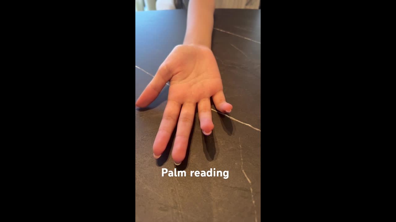 Los Angeles Psychic Tarot and Palm Reader | Altus Entertainment