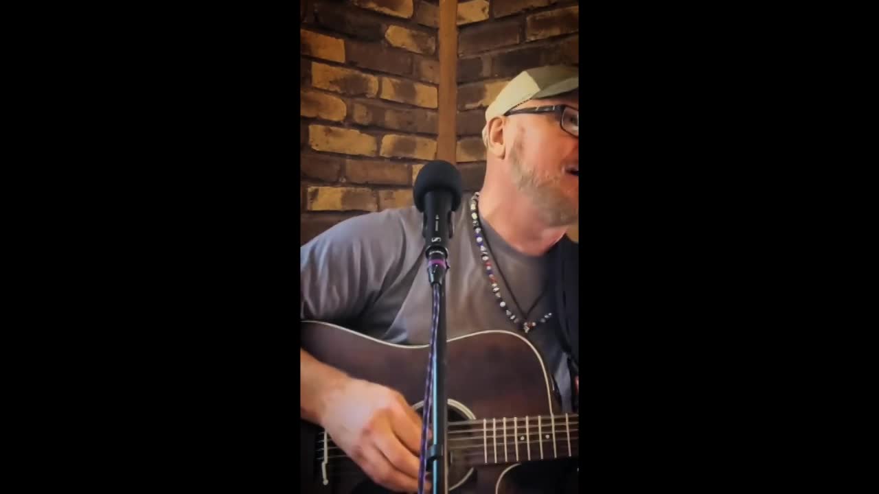 Acoustic Guitarist with Vocals | Altus Entertainment