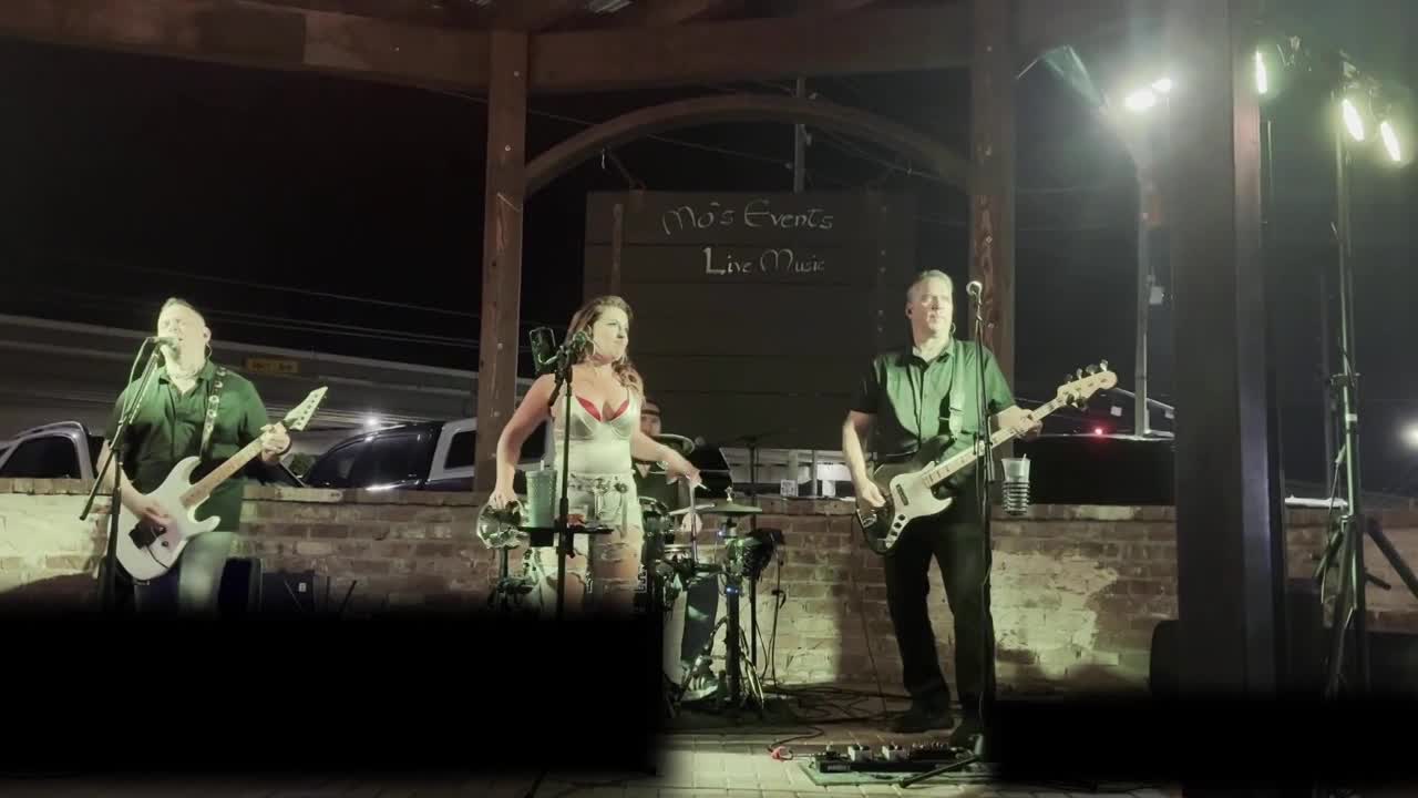 Variety Cover Band Texas | Altus Entertainment