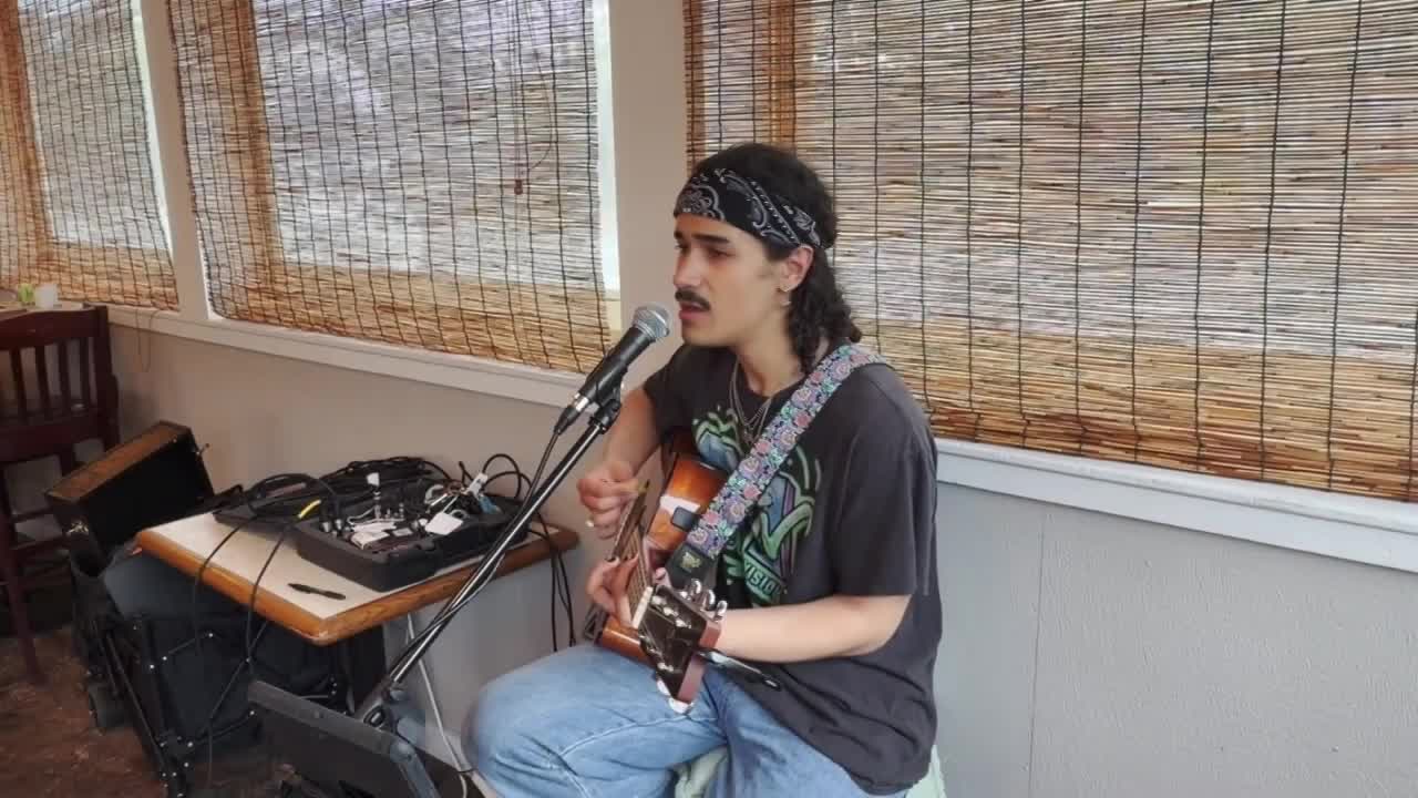 Energetic Solo Acoustic Guitarist and Vocalist | Altus Entertainment