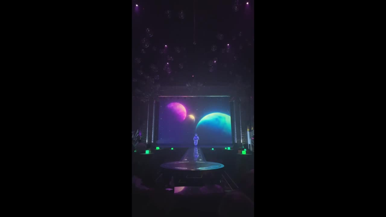 Elite Aerial Straps Act Las Vegas | Altus Entertainment