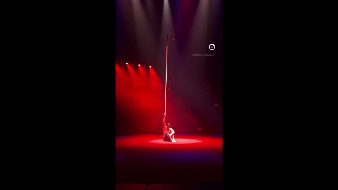 Elite Aerial Straps Act Las Vegas | Altus Entertainment