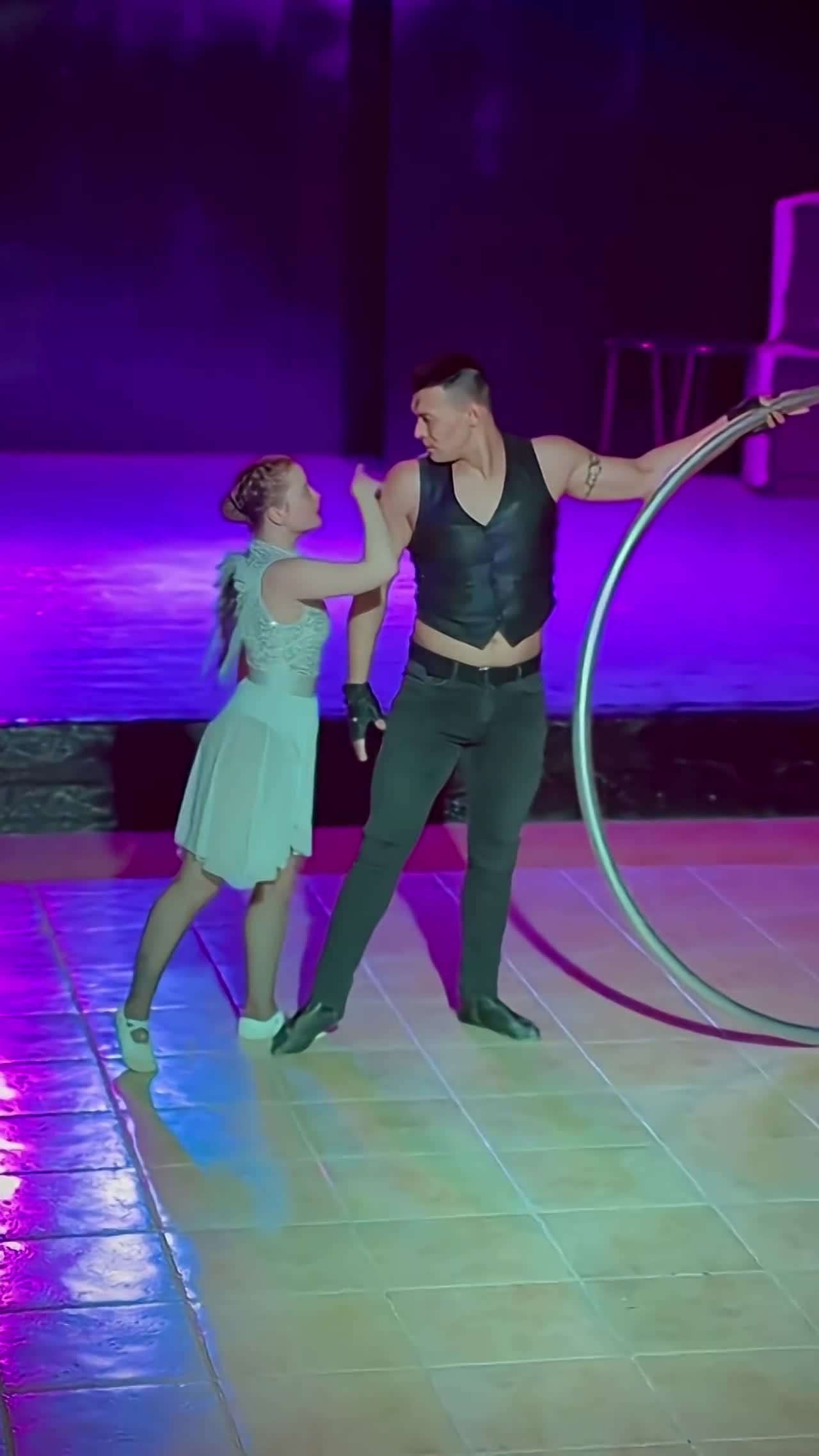 Cyr Wheel Duo Russia | Altus Entertainment