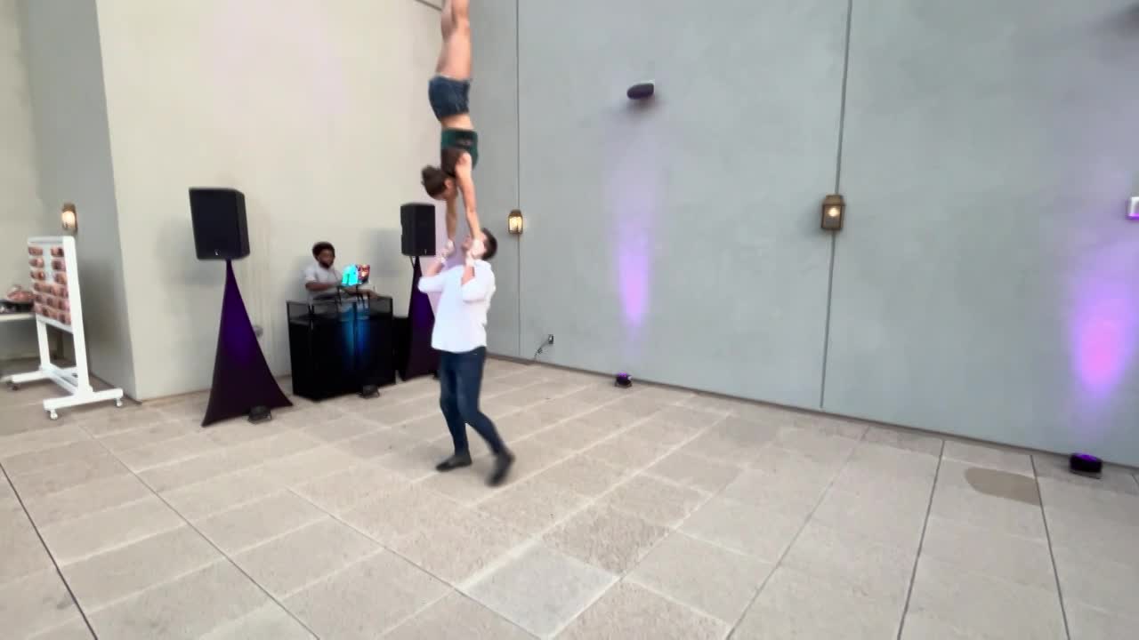 Acrobatic Duo Massachusetts | Altus Entertainment