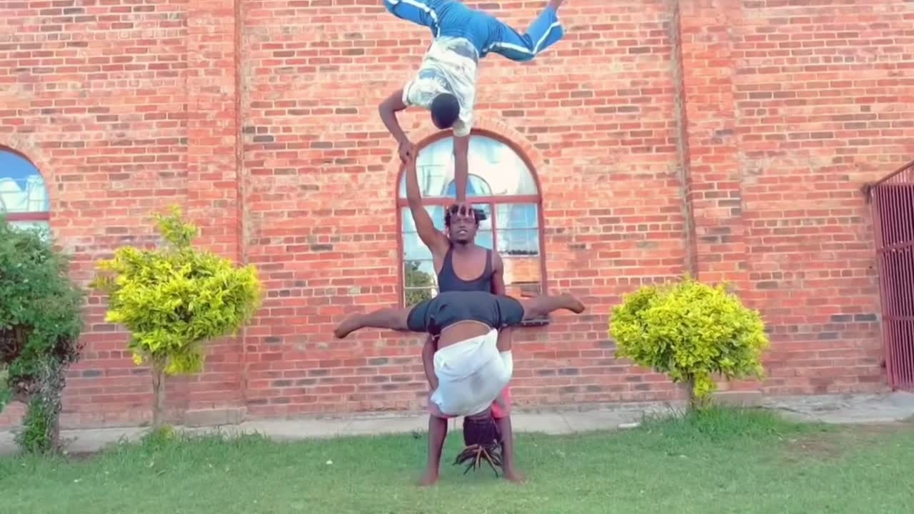 African Acrobats Zimbabwe | Altus Entertainment