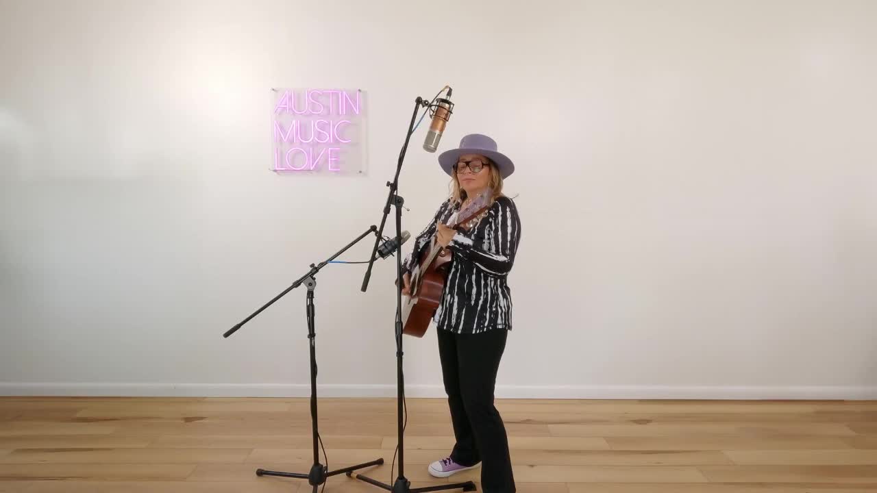 Versatile Country Singer Texas | Altus Entertainment