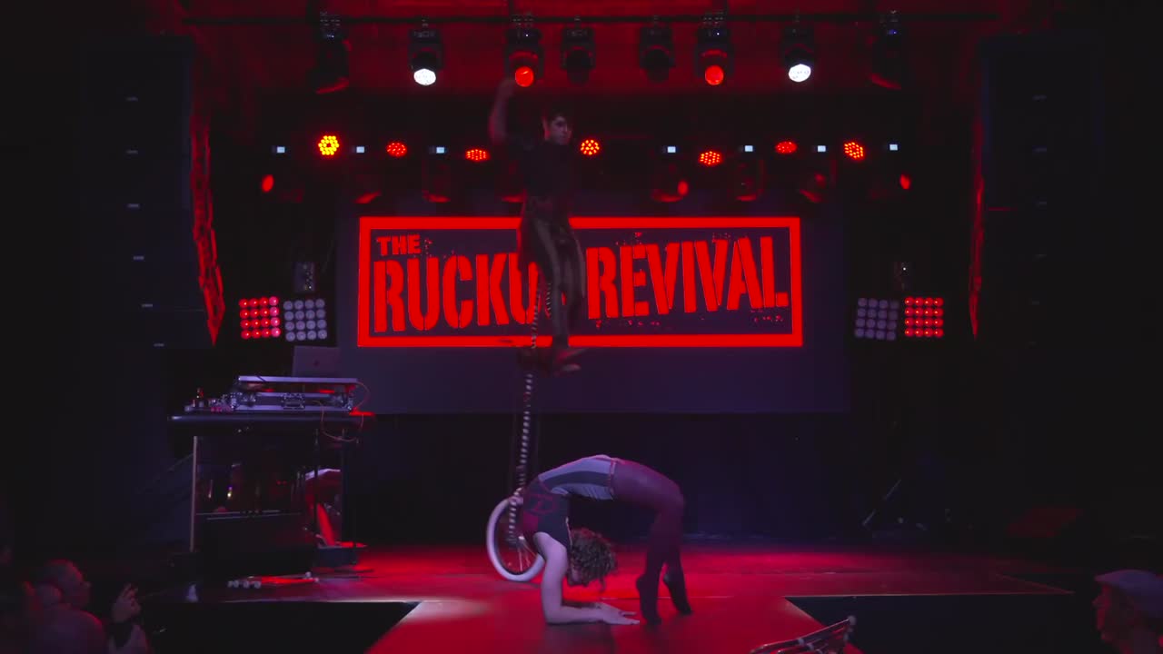 Incredible Unicycle Juggler | Altus Entertainment