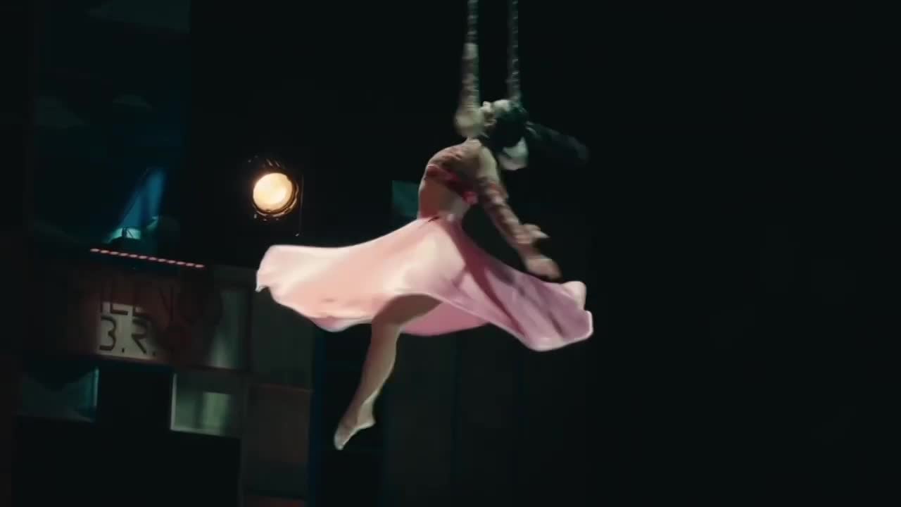 Solo Aerialist Mexico | Altus Entertainment