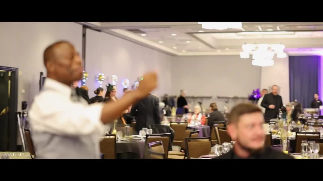 Corporate Close-Up Magician | Altus Entertainment