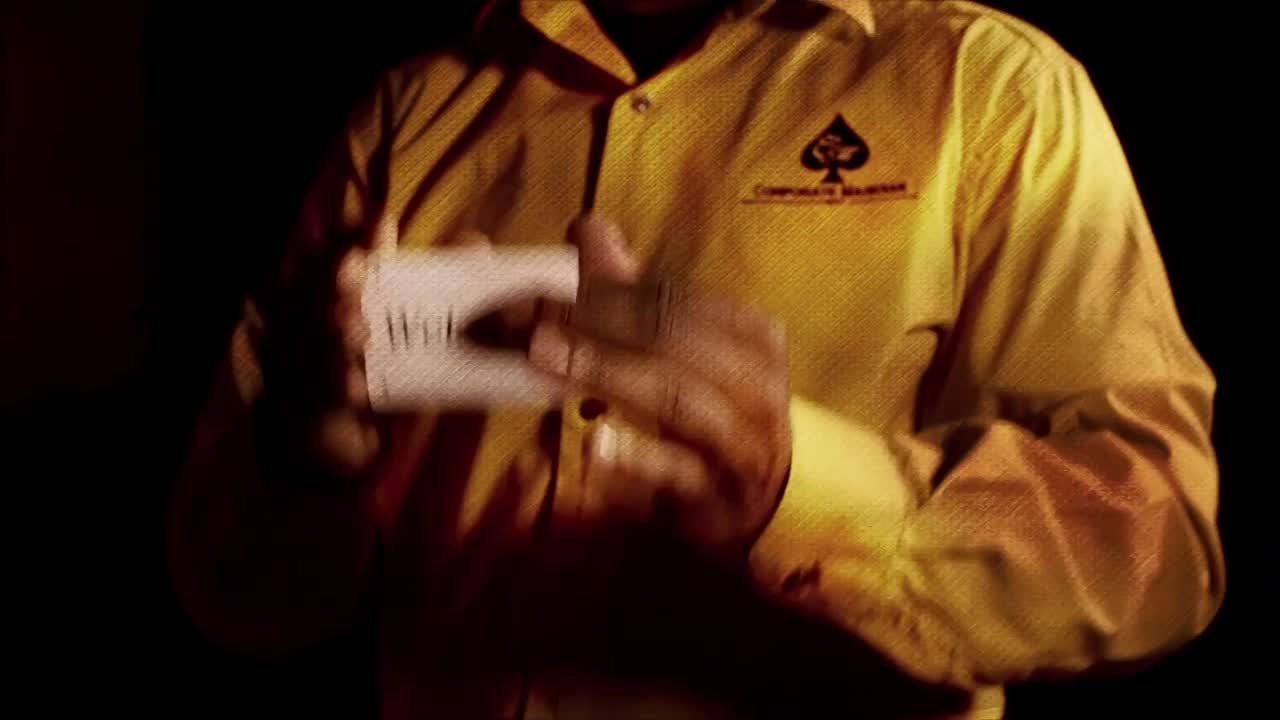 Corporate Close-Up Magician | Altus Entertainment