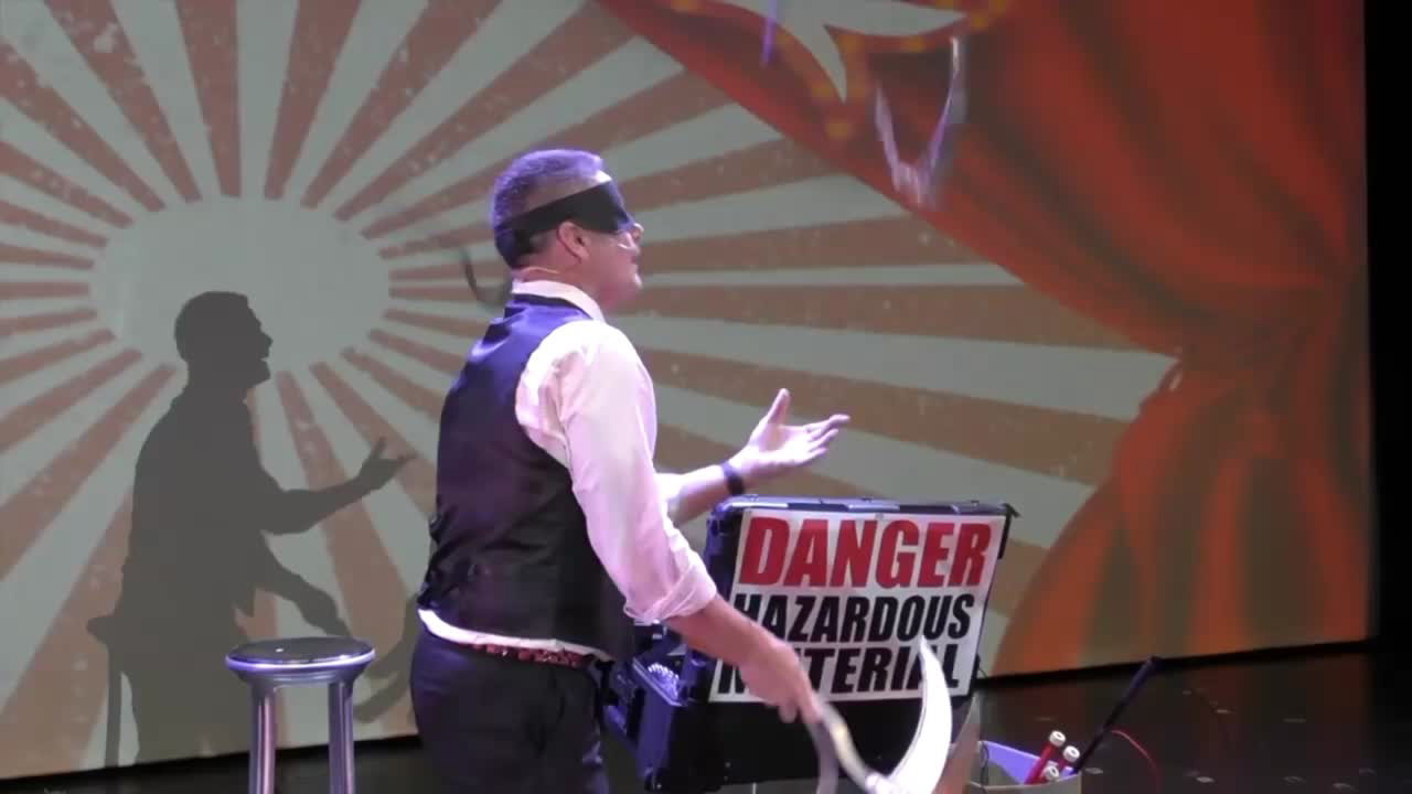 Comedy Stunt Side Show | Altus Entertainment