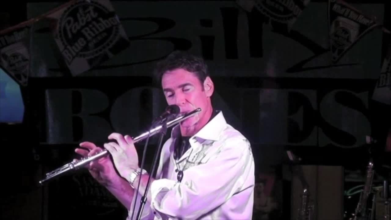 Solo Saxophone and Vocals | Altus Entertainment