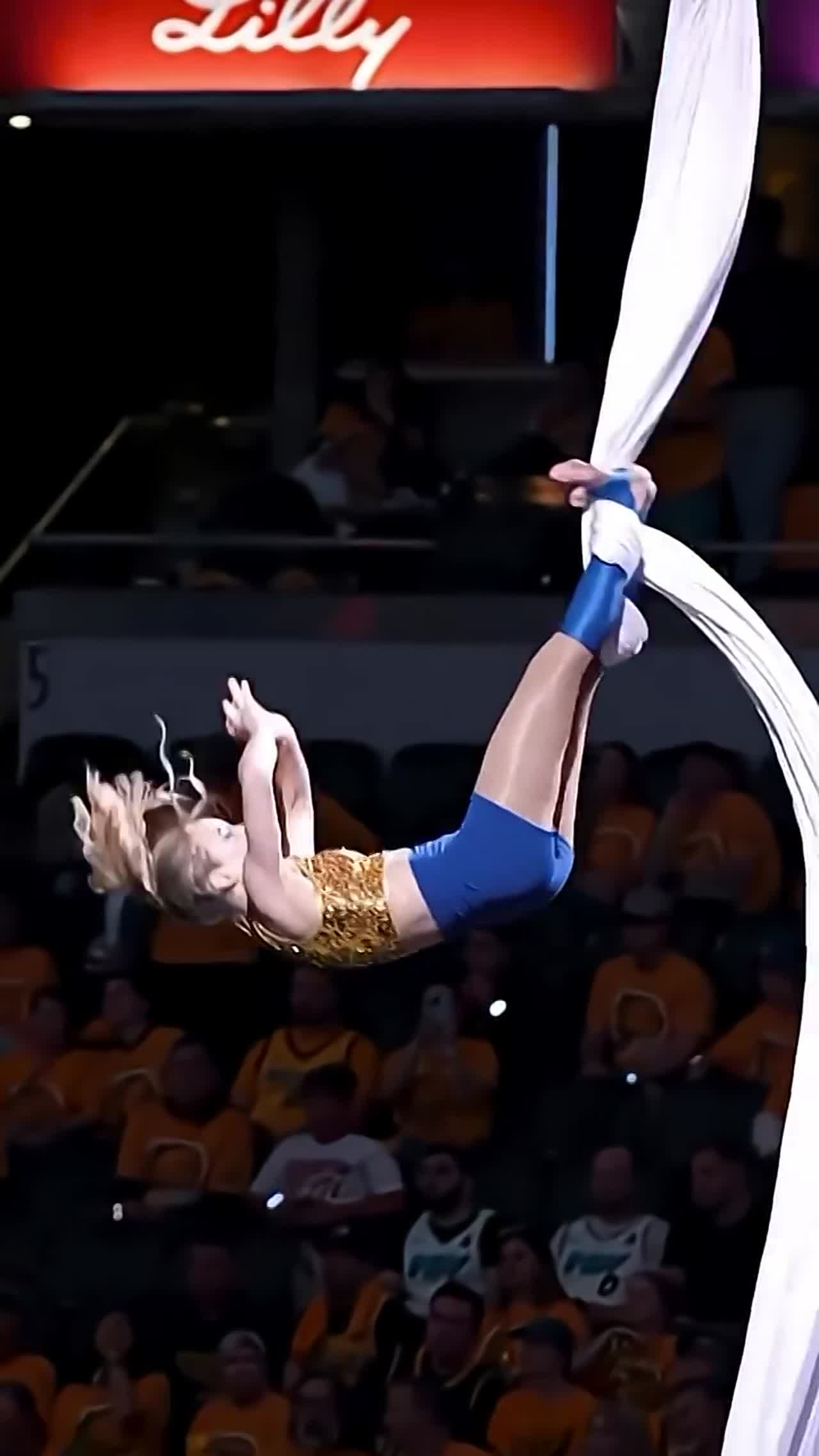 Aerialist Performers | Altus Entertainment