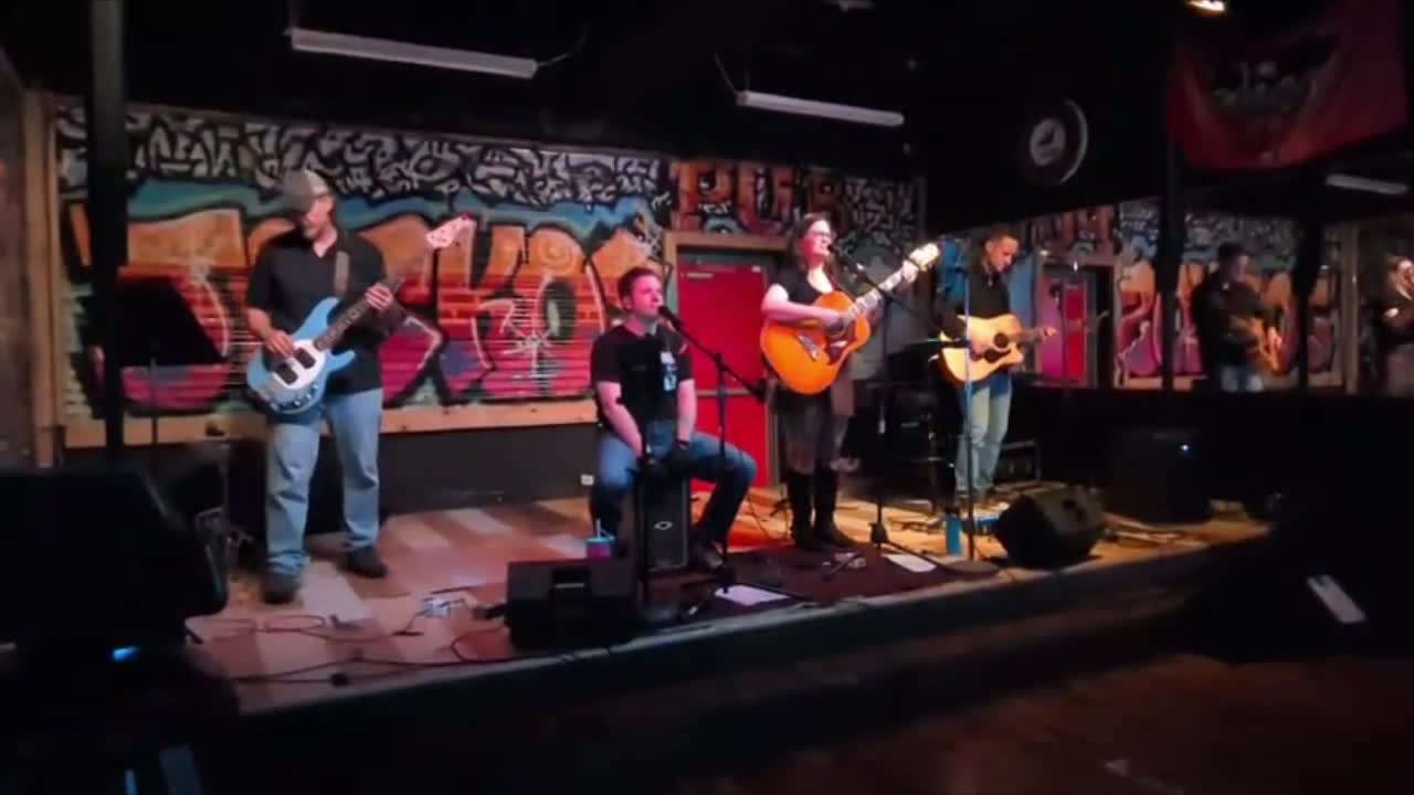 Cincinnati-based Cover Band | Altus Entertainment