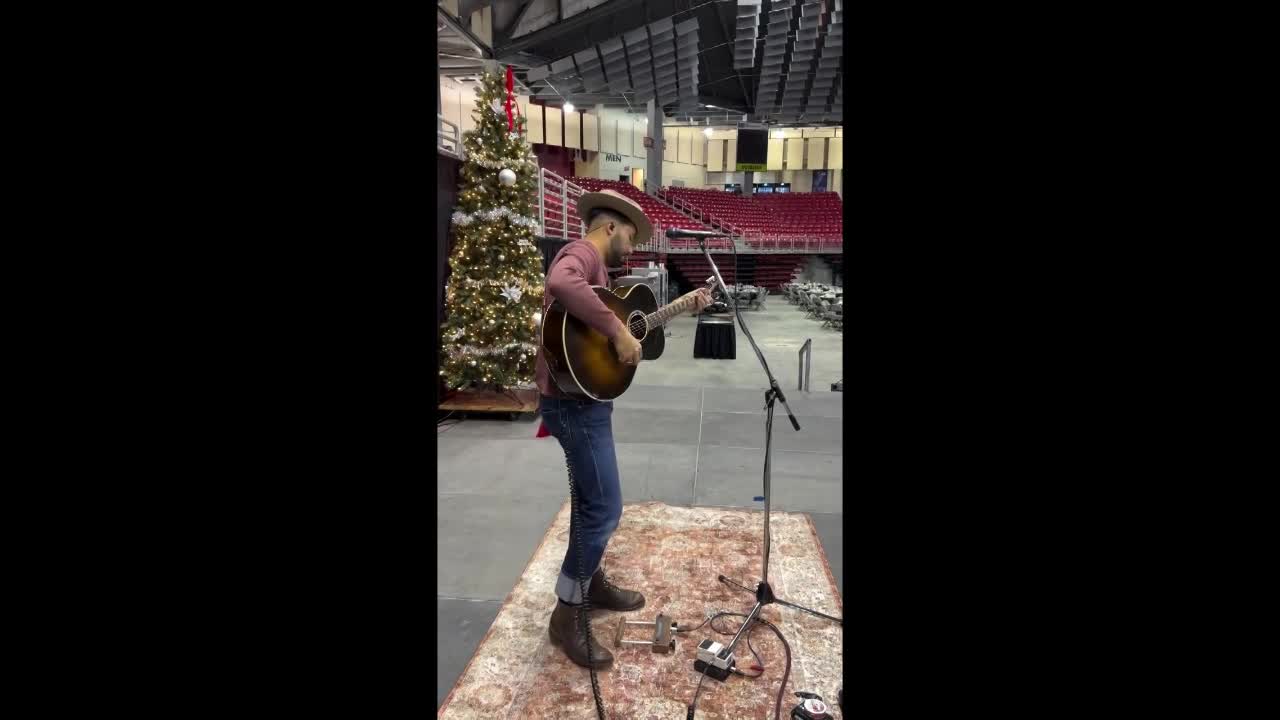 Solo Guitarist and Singer Nebraska | Altus Entertainment