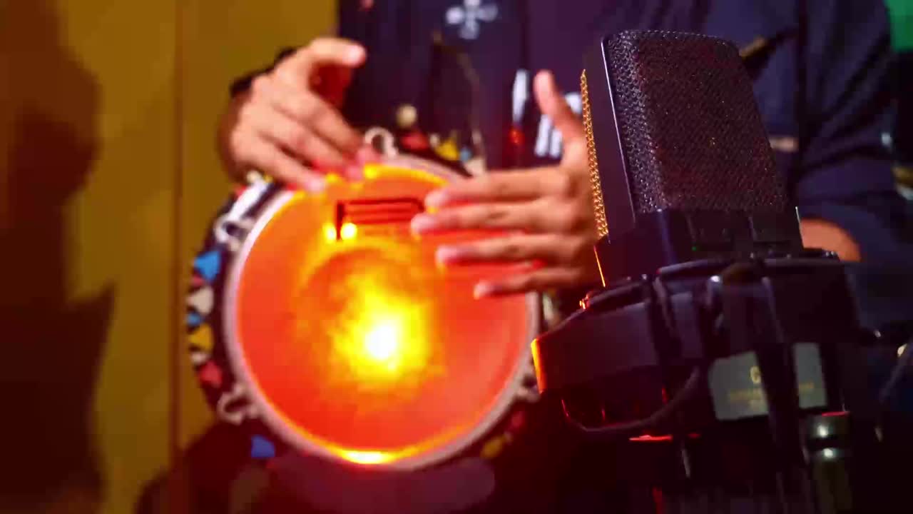 Multi-Instrumental Looping Artist | Altus Entertainment