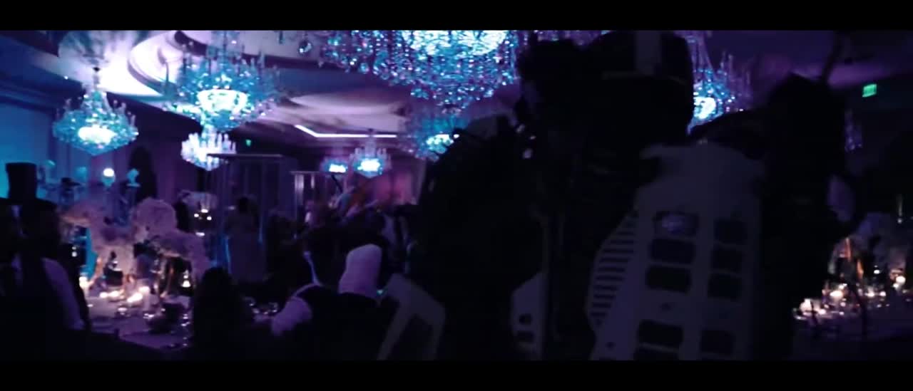 LED Walk-Around Robot Pennsylvania | Altus Entertainment