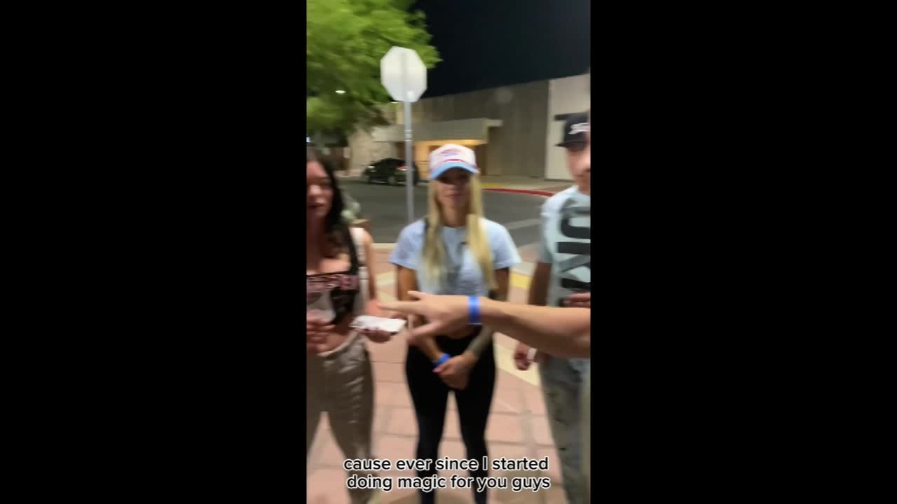 Las Vegas Walk-around Magician | Altus Entertainment