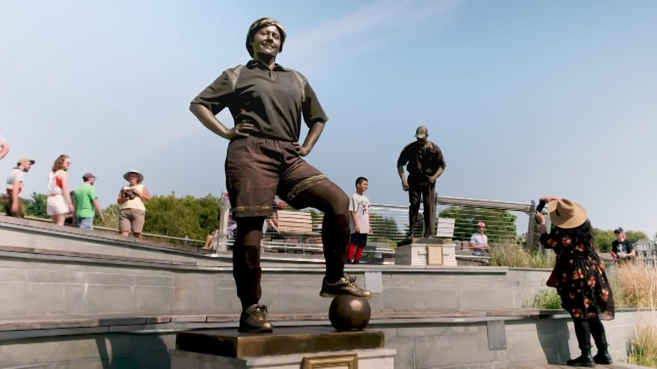 High-end Human Statues | Altus Entertainment