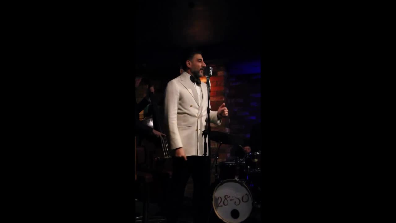 Male Vocalist United Kingdom | Altus Entertainment