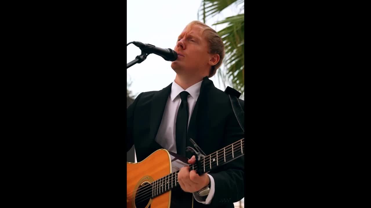 Acoustic Guitar and Vocals Florida | Altus Entertainment